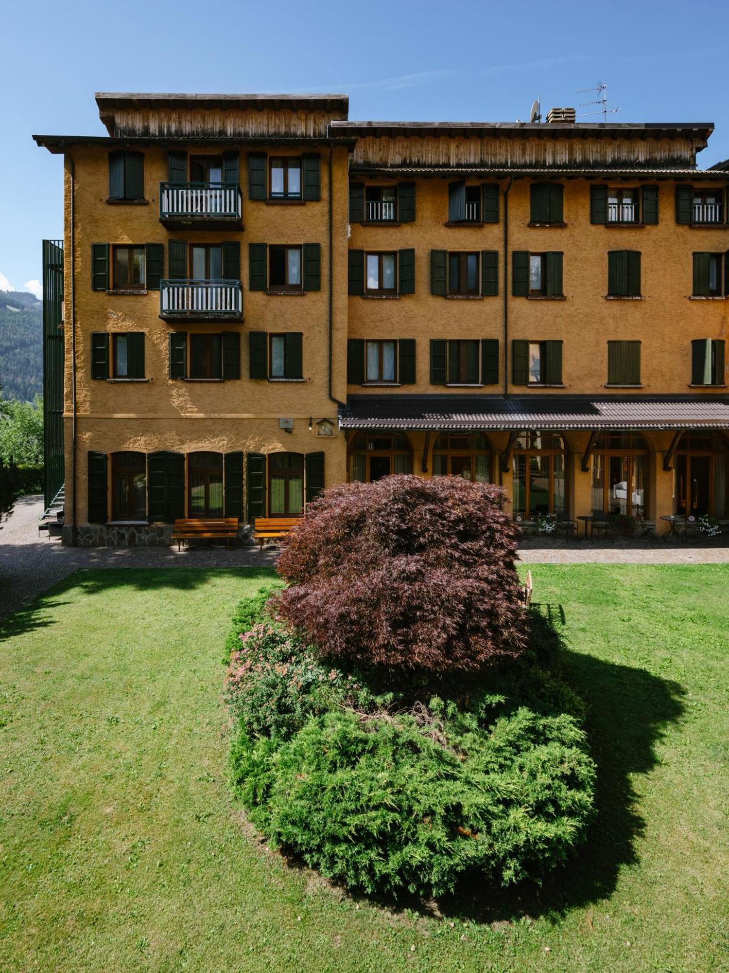 Villa Luzzago Ponte Di Legno Esterno foto